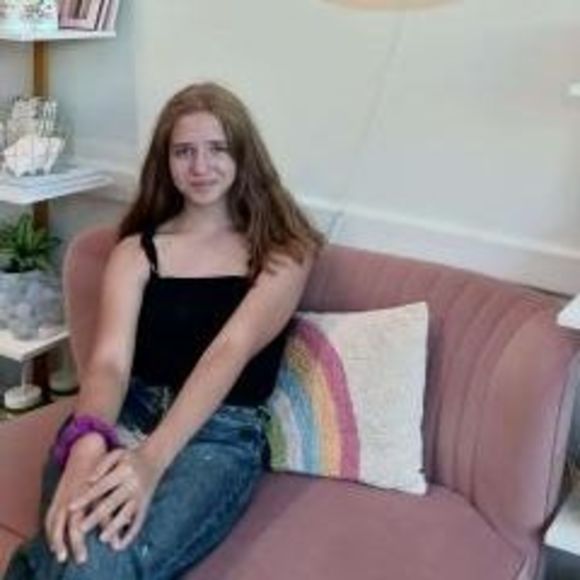 Meet your Posher, Bella - Picture 1 of 1